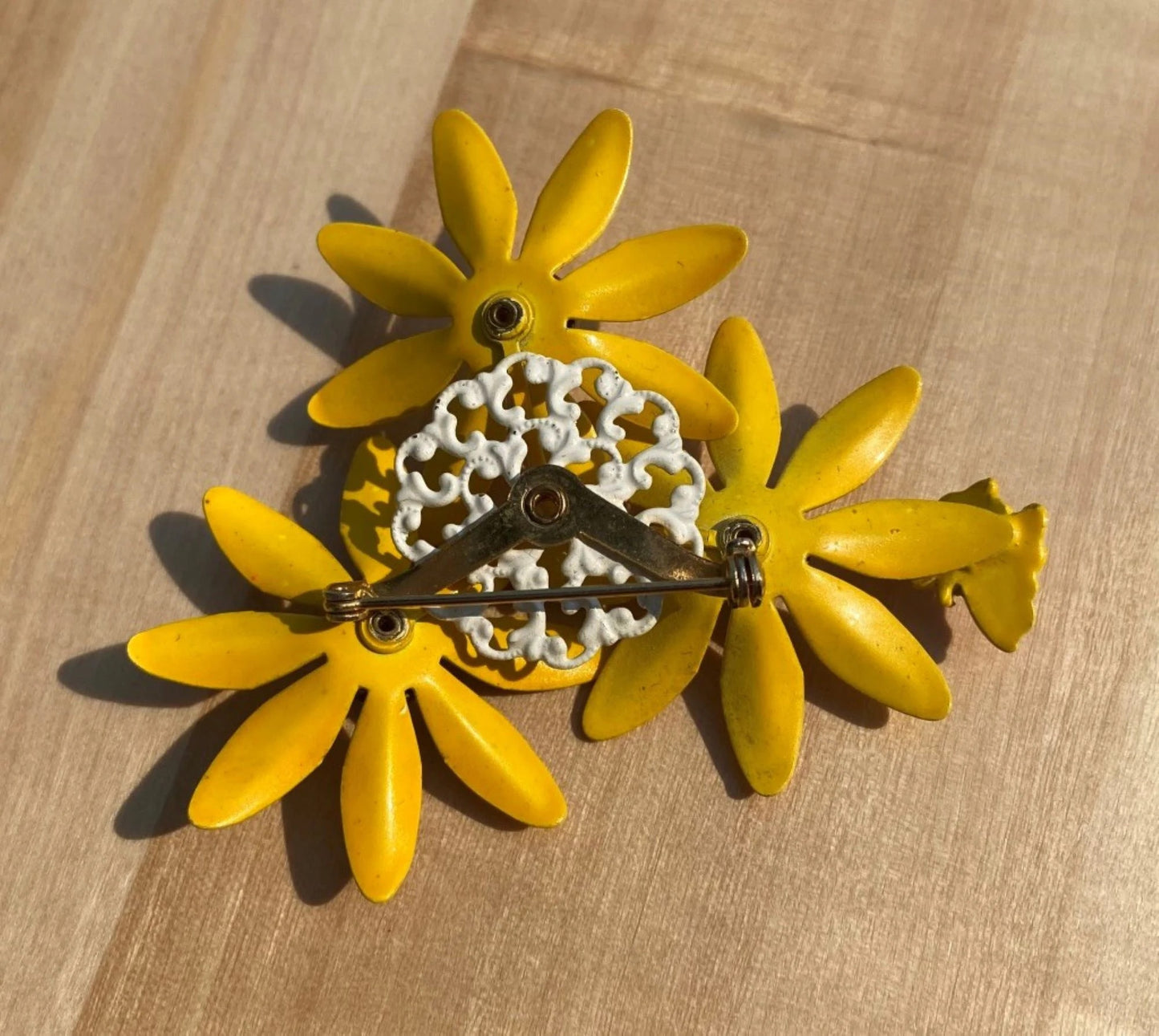 Vintage Lady Bug on Daisy Brooch